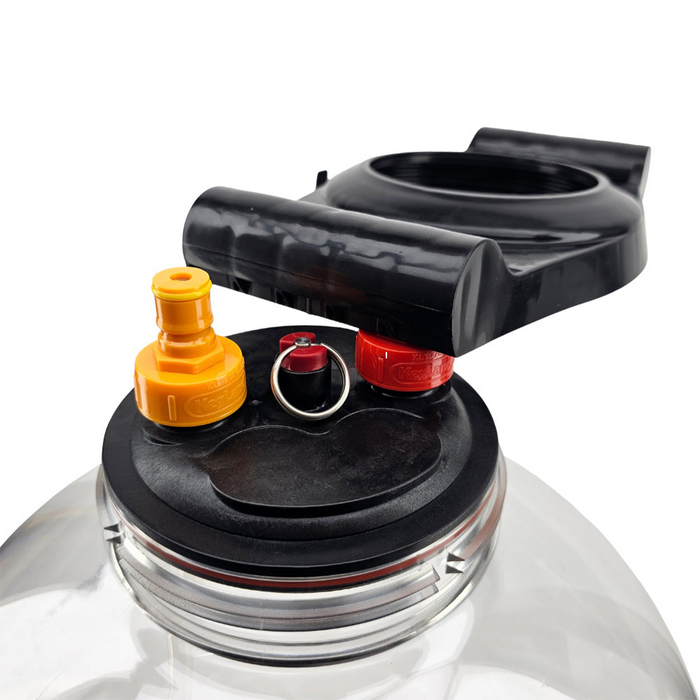 FermZilla Tri-Conical Easy-Grip 27L starter kit components