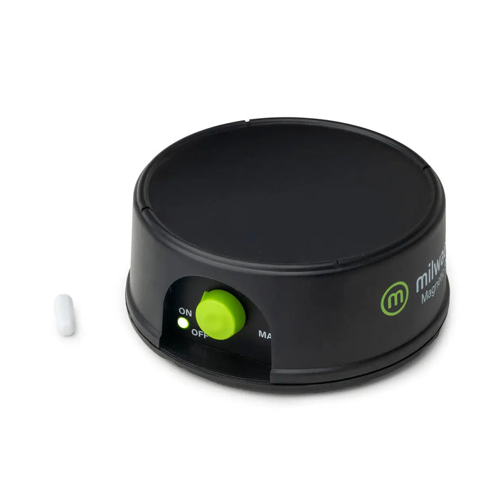 Milwaukee Instruments magnetic stir plate for yeast starters, top angle view.