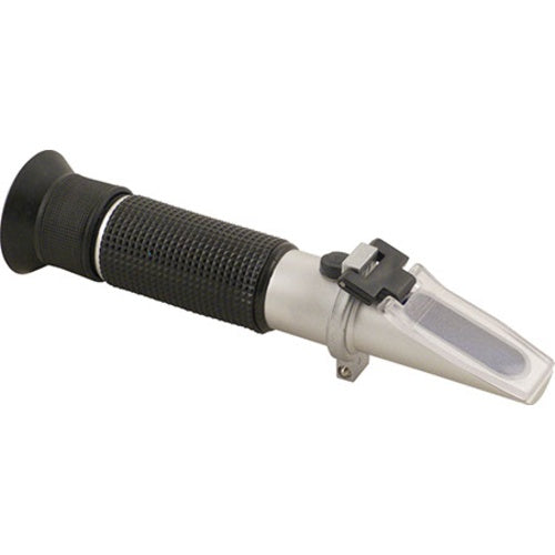 Refractometer in Brix & Specific Gravity Scales
