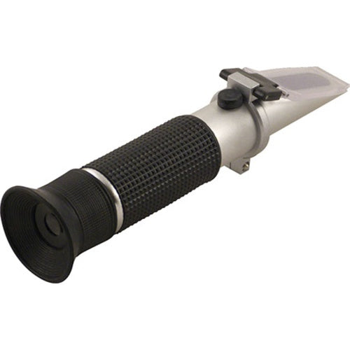 Refractometer in Brix & Specific Gravity Scales